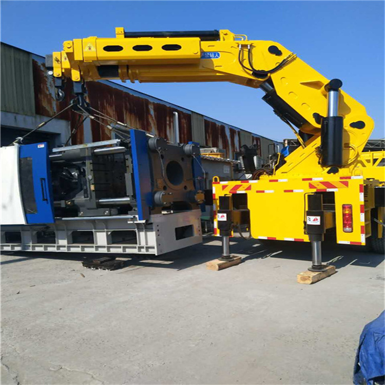 大朗镇 大吨位折臂吊出租费用解析：一小时租赁多少钱