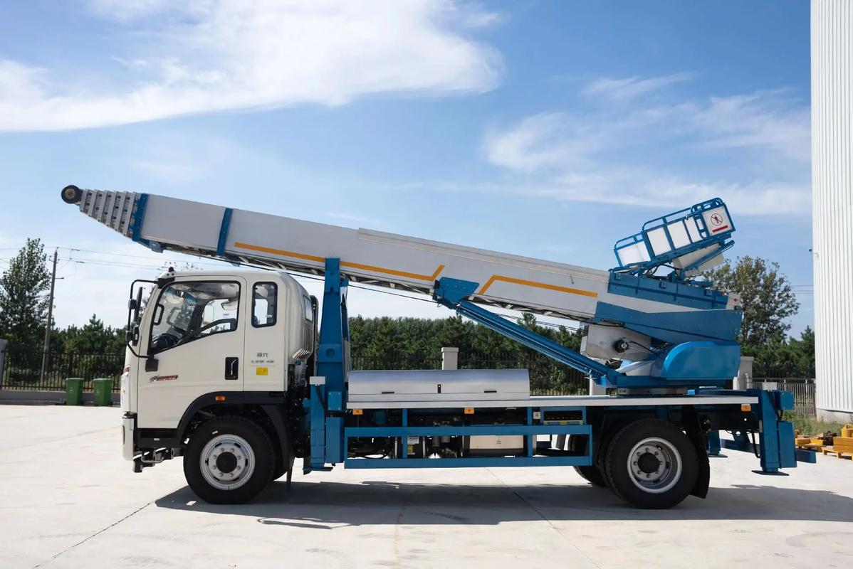 大朗镇云梯上料车租赁费用