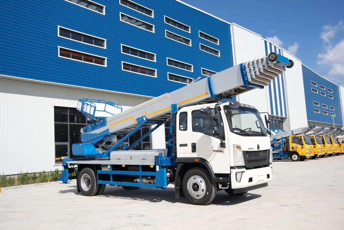 大朗镇出租云梯车高空作业车 建筑垃圾搬运